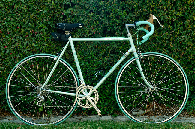 bianchi green bike